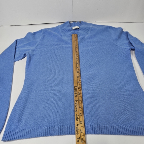 Investments Light Blue V-Neck Sweater 100% Cashmere Sz M - Picture 9 of 13